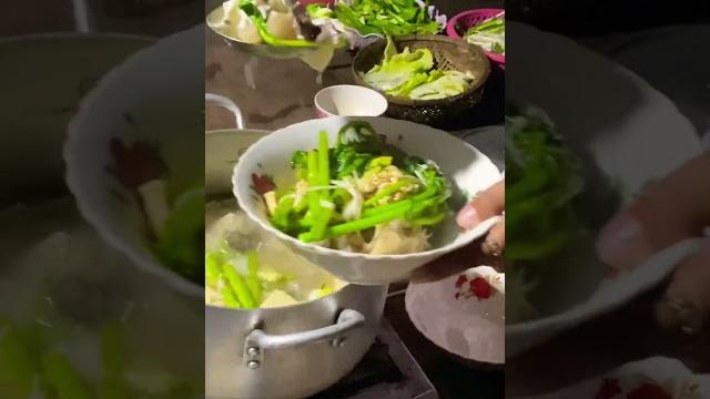 Eating soup noodles #food #mukbang #asmr Eating soup noodles #food #mukbang #asmr