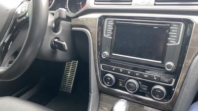 Ремонт заслонок климат-контроля volkswagen passat. одна половина дует холодным, а вторая - горячим Ремонт заслонок климат-контроля volkswagen passat. одна половина дует холодным, а вторая - горячим