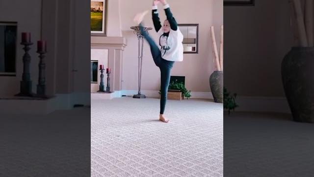 Dance tricks for beginners! #shorts Dance tricks for beginners! #shorts