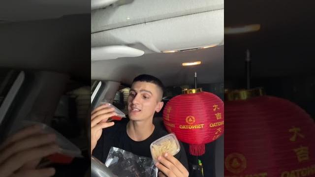 Перекус таксиста по китайский чеееек Перекус таксиста по китайский чеееек