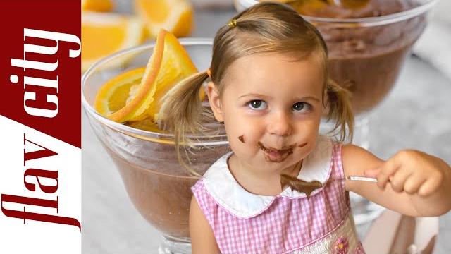 Rose makes chocolate pudding #shorts Rose makes chocolate pudding #shorts