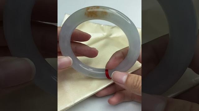 糯冰带黄翡胖圆条翡翠手镯 l 玉贵人翡翠 #shorts 糯冰带黄翡胖圆条翡翠手镯 l 玉贵人翡翠 #shorts