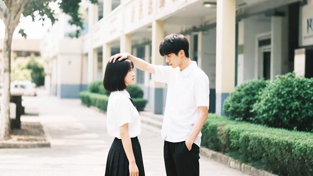我卑微的愛了他10年,就在我決定放棄的時候,他突然向我告白!#短劇 #短劇全集 #drama #甜寵 #暗戀 #甜寵 我卑微的愛了他10年,就在我決定放棄的時候,他突然向我告白!#短劇 #短劇全集 #drama #甜寵 #暗戀 #甜寵