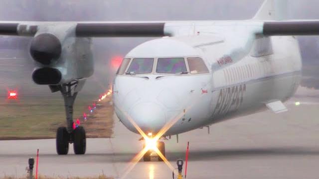 Air canada express dash-8 q400 close-up takeoff Air canada express dash-8 q400 close-up takeoff