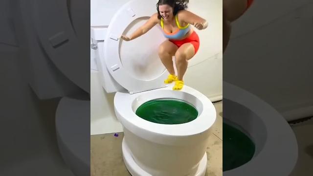 What did he see there? #shorts #tiktok What did he see there? #shorts #tiktok