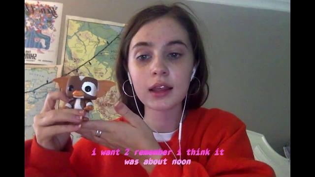 Clairo - pretty girl Clairo - pretty girl