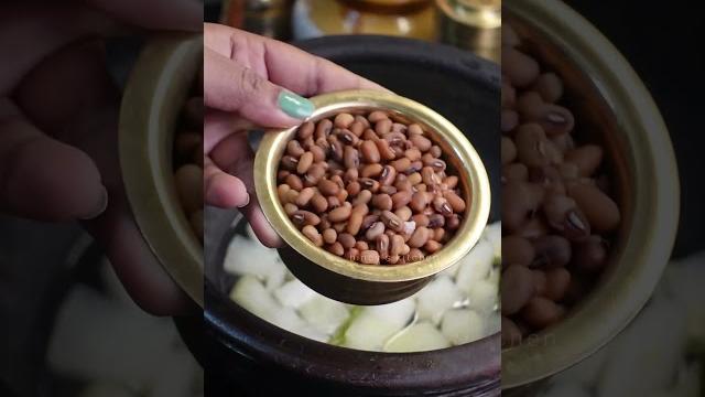 സദ്യ സ്റ്റൈൽ ഓലൻ | olan recipe in malayalam | sadya style olan | #shortsvideo #trending #onam2023 സദ്യ സ്റ്റൈൽ ഓലൻ | olan recipe in malayalam | sadya style olan | #shortsvideo #trending #onam2023