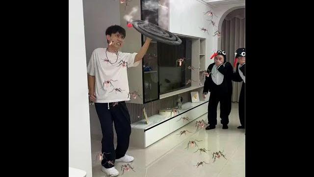 想不到现在的蚊子会这么狡猾! #颖颖和潼潼 @颖颖和潼潼 想不到现在的蚊子会这么狡猾! #颖颖和潼潼 @颖颖和潼潼