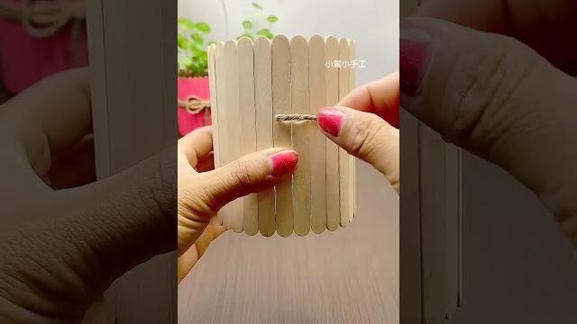 Handmade stylish flower vase at home | flower pot out of plastic bottle with ice cream bar 01 Handmade stylish flower vase at home | flower pot out of plastic bottle with ice cream bar 01