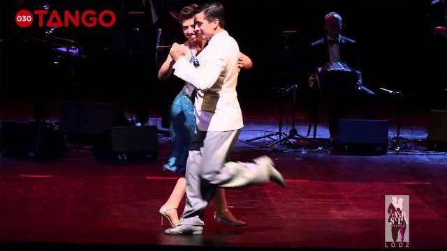 Tango dance - queen style Tango dance - queen style
