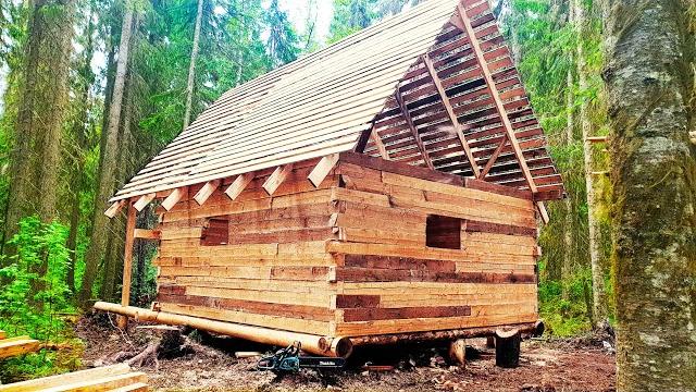 Лесной терем почти готов \ не изба - а котедж \ таёжный быт, баня, шашлык и песня от устаича Лесной терем почти готов \ не изба - а котедж \ таёжный быт, баня, шашлык и песня от устаича