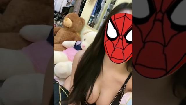 Goyangan spiderwoman #shorts #gununggede Goyangan spiderwoman #shorts #gununggede