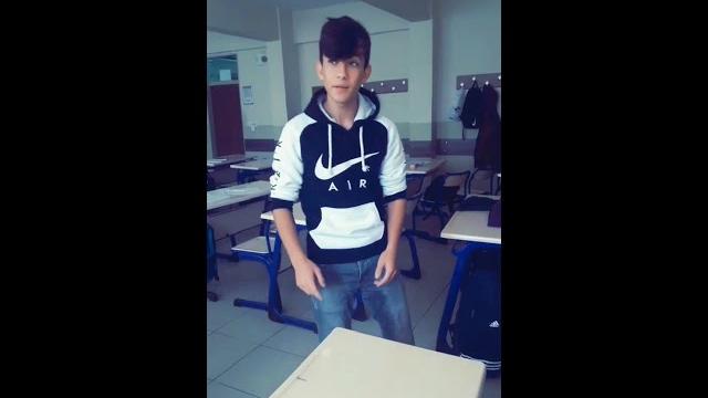 Tiktok liseli Tiktok liseli