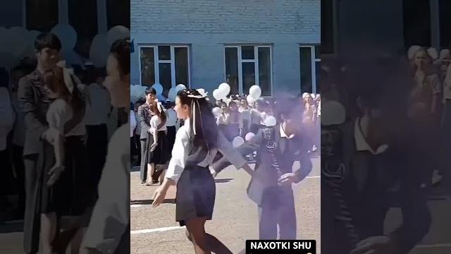 Videoni ko’rib bu bizda emas, deb hursan bo’lib turgan edim, afsuski hayr maktabim yozuvni ko’rdim. Videoni ko’rib bu bizda emas, deb hursan bo’lib turgan edim, afsuski hayr maktabim yozuvni ko’rdim.