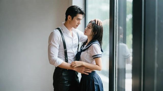 Met again 10y later,ceo found she′s still virgin,love deeply Met again 10y later,ceo found she′s still virgin,love deeply