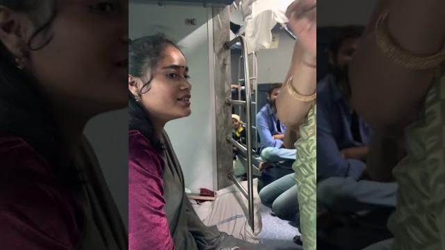 Ragini vishwakarma- train me ac wala gana Ragini vishwakarma- train me ac wala gana