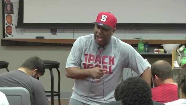 Et speaks to wolfpack football Et speaks to wolfpack football