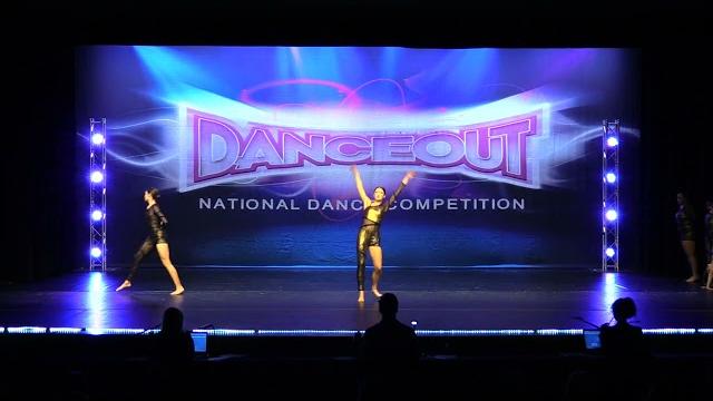 Xan acro 2022 into the wild - showstars Xan acro 2022 into the wild - showstars