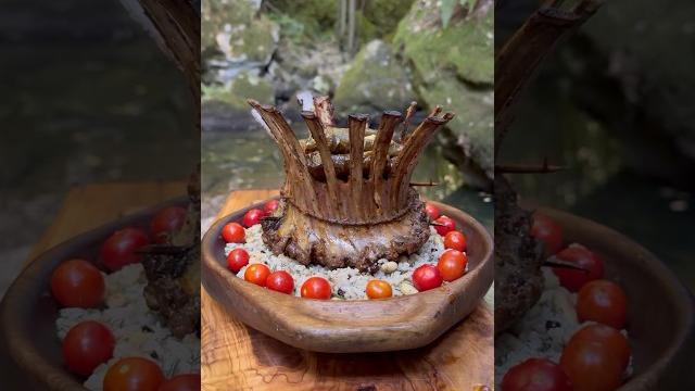 Kuzu pi̇rzola kral taci - cooking lamb chops king crown dish Kuzu pi̇rzola kral taci - cooking lamb chops king crown dish