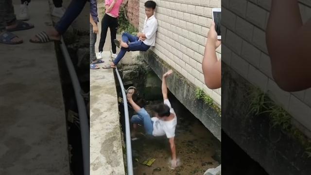 Kwai funny tiktok : funny videos 2020, chinese funny video - most view chinese funny video Kwai funny tiktok : funny videos 2020, chinese funny video - most view chinese funny video