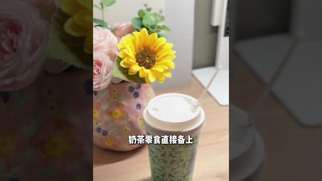 7㎡五合一神房榨干每一寸空间闭眼抄 一年用不到3次的鸡肋客房,改造成全家抢着用的五合一空间,直接拿捏学习办公、沉浸观影、养生续命、收纳储物、临时留宿n种形态丝滑切换,空间价值直接拉满,邻 7㎡五合一神房榨干每一寸空间闭眼抄 一年用不到3次的鸡肋客房,改造成全家抢着用的五合一空间,直接拿捏学习办公、沉浸观影、养生续命、收纳储物、临时留宿n种形态丝滑切换,空间价值直接拉满,邻
