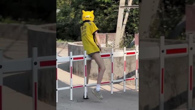 谁都不能阻挡我送餐的脚步 #女外卖员 谁都不能阻挡我送餐的脚步 #女外卖员