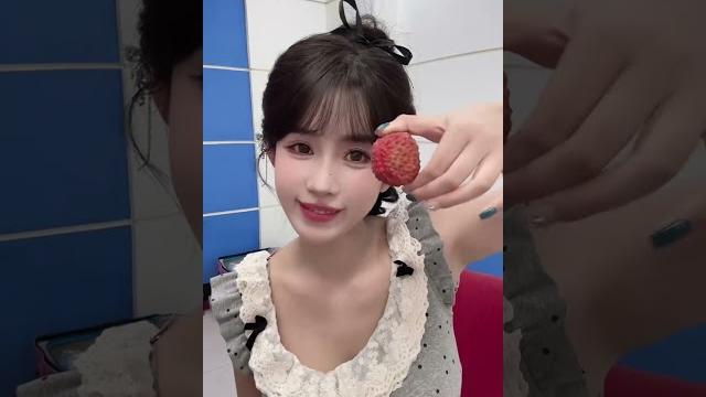 小哈娜hana郑州车展 小哈娜hana郑州车展