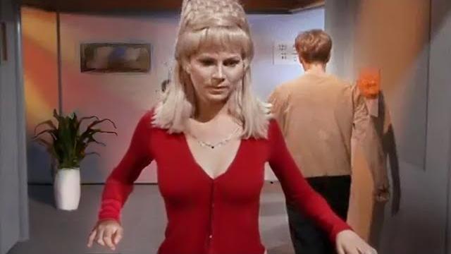 Fans never noticed these things about star trek Fans never noticed these things about star trek