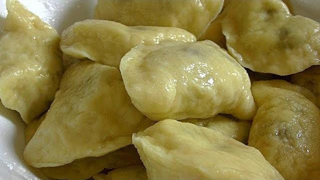 Вареники с вишней. нежное, пышное тесто. Вареники с вишней. нежное, пышное тесто.