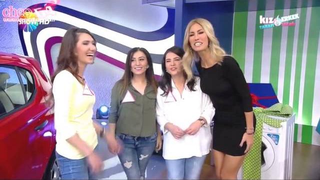Cagla sikel mini bacak frikik Cagla sikel mini bacak frikik