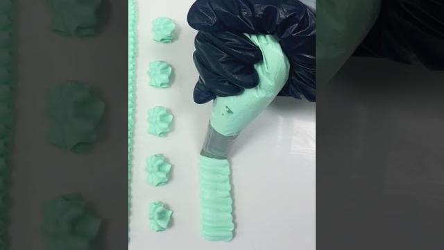 How to cake decorating so yummy #short How to cake decorating so yummy #short