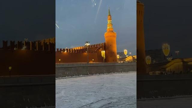 Winter river cruise #shorts Winter river cruise #shorts