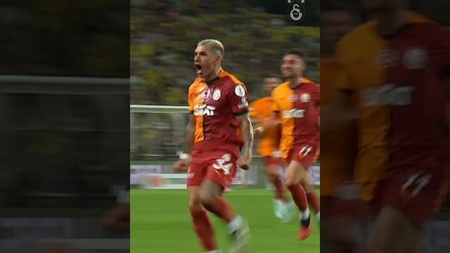 Kadıköy’de perdeyi muazzam bir golle açtı! lt3️⃣4️⃣ Kadıköy’de perdeyi muazzam bir golle açtı! lt3️⃣4️⃣