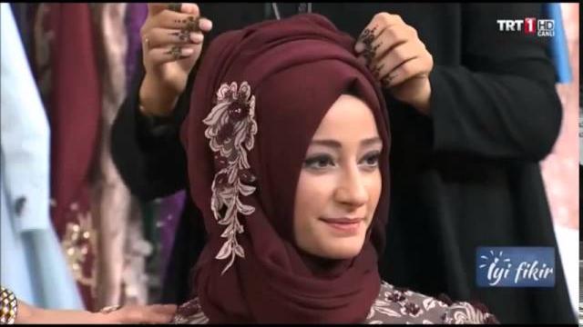 Reyhan turhan türban modelleri - bağlama şekilleri Reyhan turhan türban modelleri - bağlama şekilleri