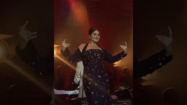Sibel can dansı harbiye açık havada Sibel can dansı harbiye açık havada