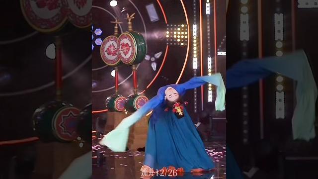 汉服性感美女舞蹈 #dance #古典舞 #古风汉服美如画 汉服性感美女舞蹈 #dance #古典舞 #古风汉服美如画