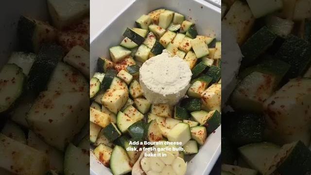 One pan garlicky zucchini pasta bake One pan garlicky zucchini pasta bake