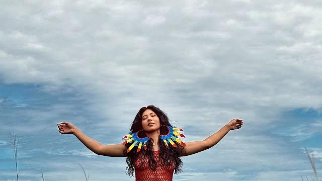 Zaynara - sou do norte (videoclipe oficial) Zaynara - sou do norte (videoclipe oficial)