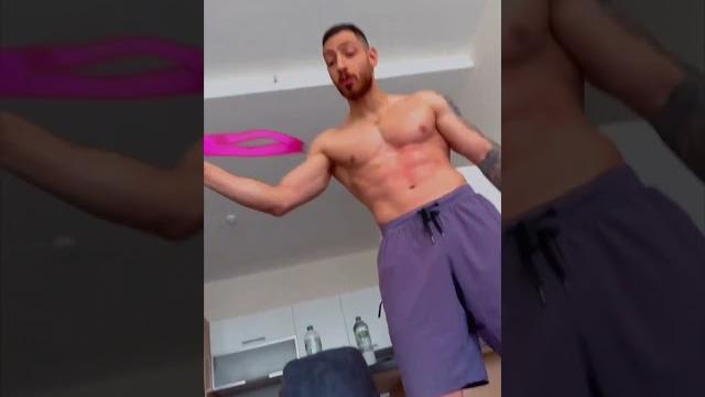 غلط کردم مربی باید مهربون باشه غلط کردم مربی باید مهربون باشه