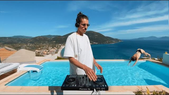 Pool party house mix Pool party house mix