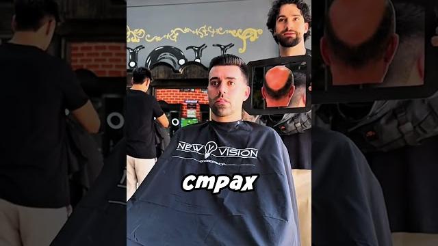 Парикмахер прикалывается над мужиками Парикмахер прикалывается над мужиками