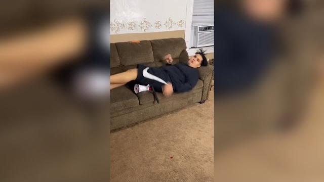 Microphone fart prank #shorts Microphone fart prank #shorts