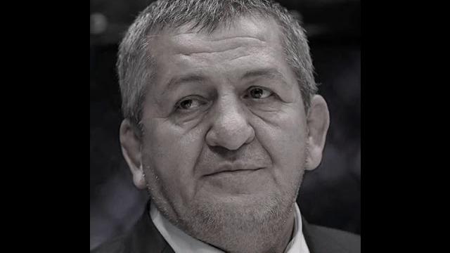 Папа никогда не умирает! Папа никогда не умирает!