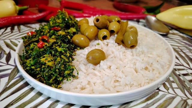 Kola mallumaoliva️mixed leafy veggia mallum, mixed veggie leaves mallum, kalawam pala mallum.. Kola mallumaoliva️mixed leafy veggia mallum, mixed veggie leaves mallum, kalawam pala mallum..