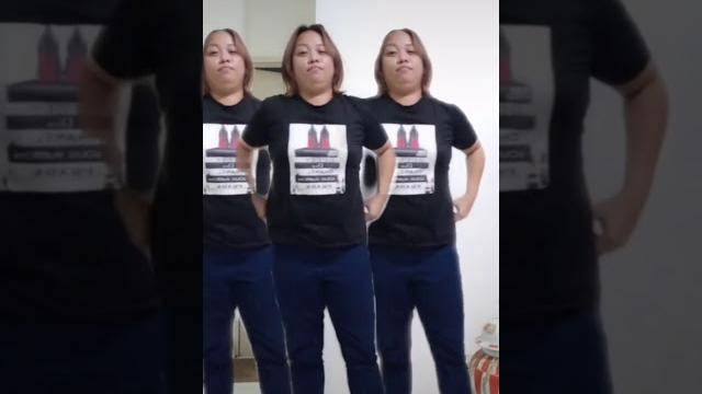 I twerk tiktok I twerk tiktok