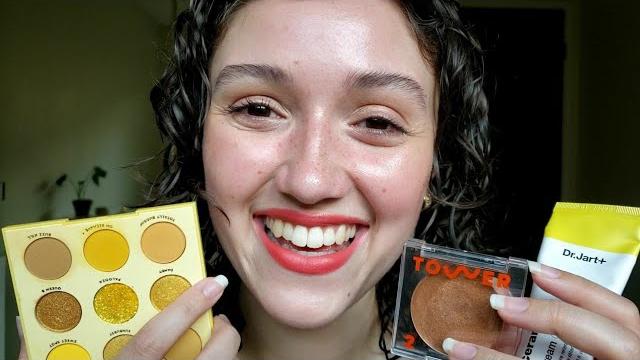 Asmr doing your makeup (fast & aggressive, layered sounds) Asmr doing your makeup (fast & aggressive, layered sounds)