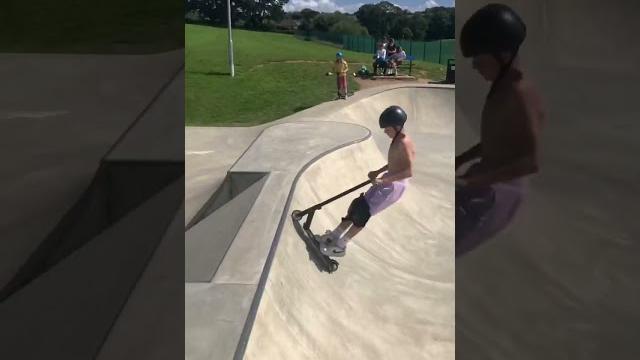 Clearing spank on a #scooter #skatepark Clearing spank on a #scooter #skatepark