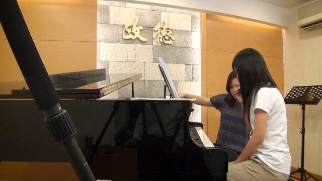 鋼琴表演 2012/04/17 鋼琴表演 2012/04/17