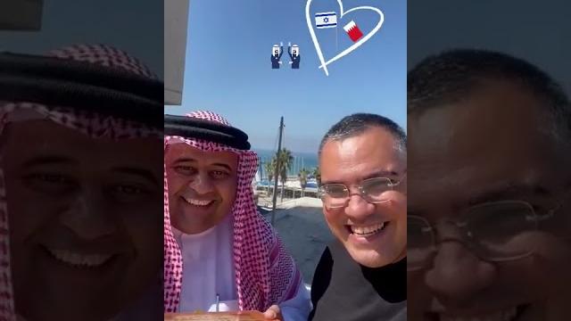 نورت إسرائيل ..صديقي البحريني الذي شرفني بزيارة #أفيخاي_أدرعي نورت إسرائيل ..صديقي البحريني الذي شرفني بزيارة #أفيخاي_أدرعي