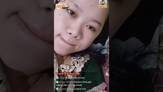 Bigo live jilbab cantik sange pamer meme viral Bigo live jilbab cantik sange pamer meme viral